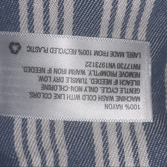 Universal Thread striped short sleeve buttoned camp shirt - Picture 8 of 9